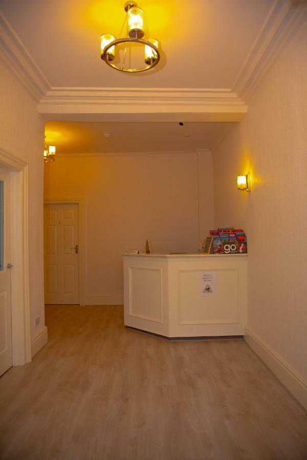 Carmel House Ξενοδοχείο Λαντούντνο Εξωτερικό φωτογραφία