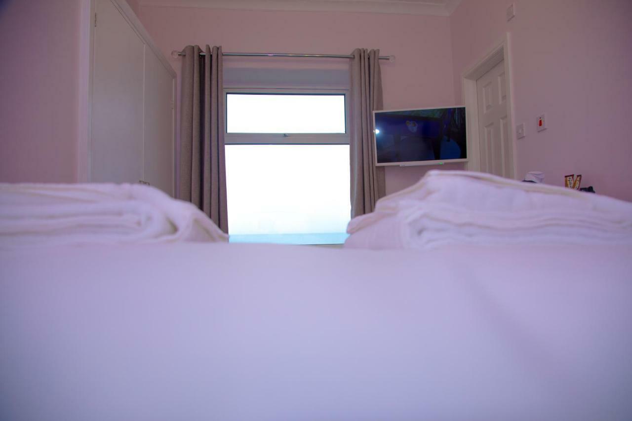 Carmel House Ξενοδοχείο Λαντούντνο Εξωτερικό φωτογραφία